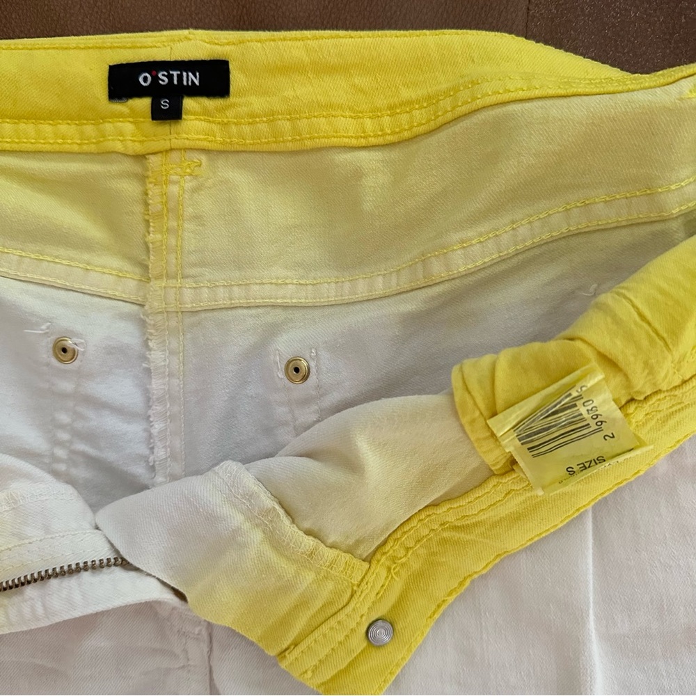 Shorts size S mid-rise 16” laying flat 32” around - Picture 6 of 7